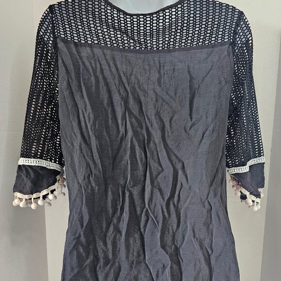 Black and WHite Beach Coverup Crochet Mesh SZ SM - Picture 3 of 4